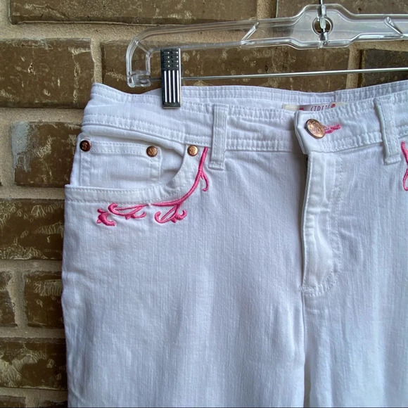 Bill Blass wide leg crop jeans, 6 - Picture 3 of 10